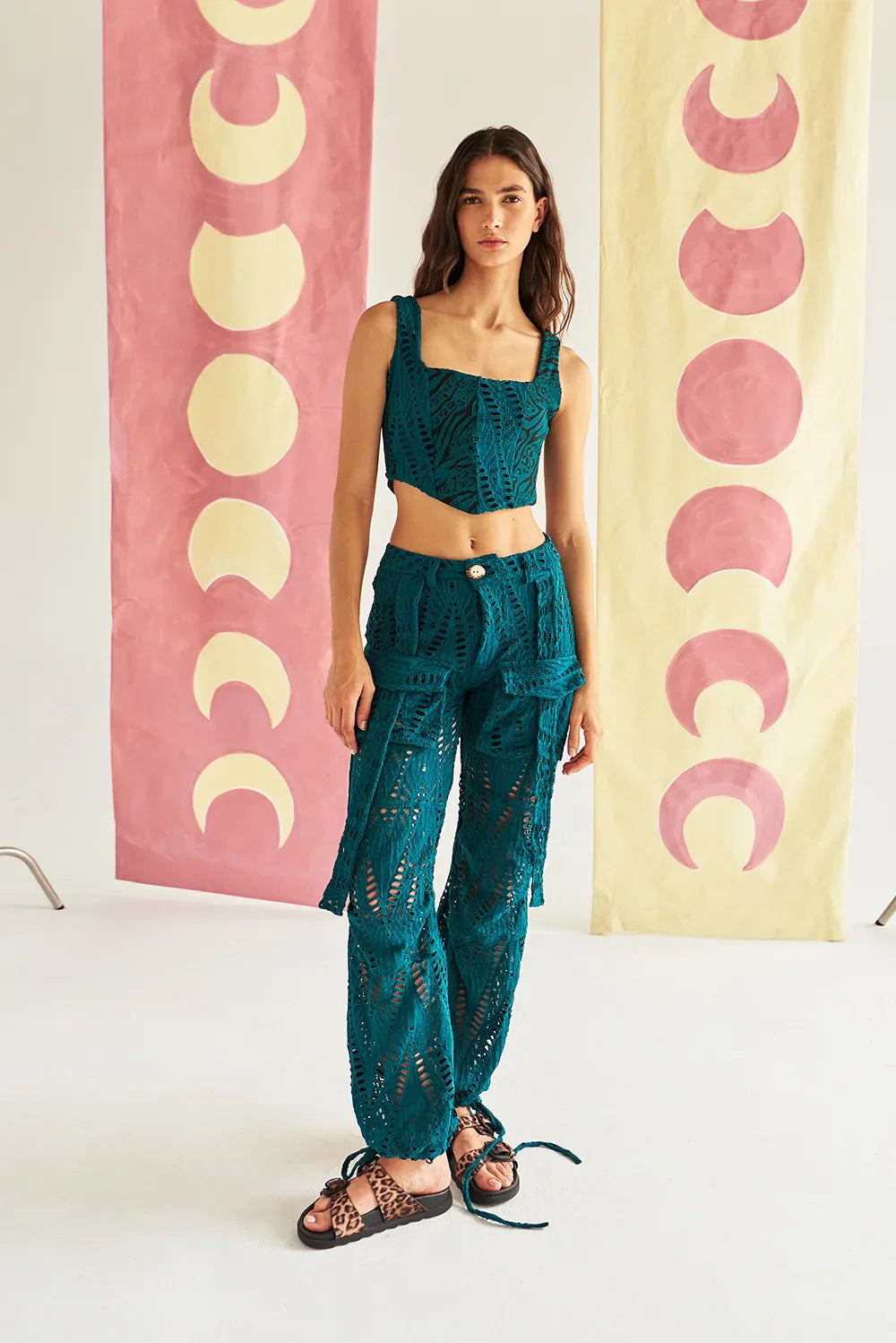 GO WILD & DANCE AQUA TEAL CARGO PANTS AND LIVE WILD TOP SHINNY ARENA