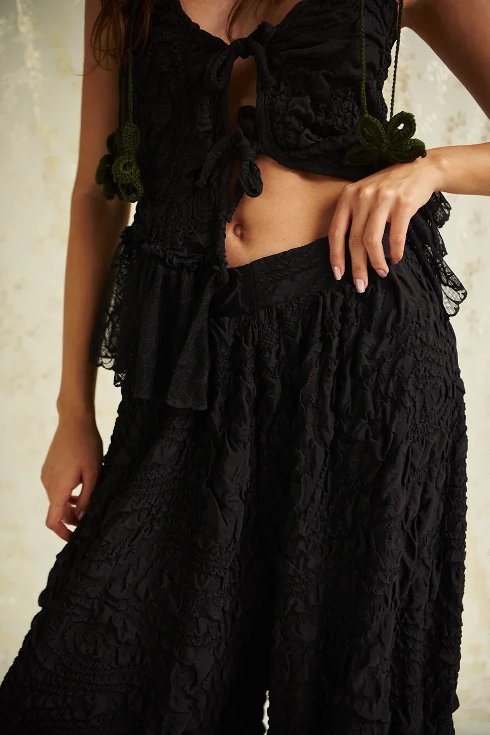 LOVE AFFAIR TOP IN BLACK & FLOWER DANCE PANTS IN BLACK