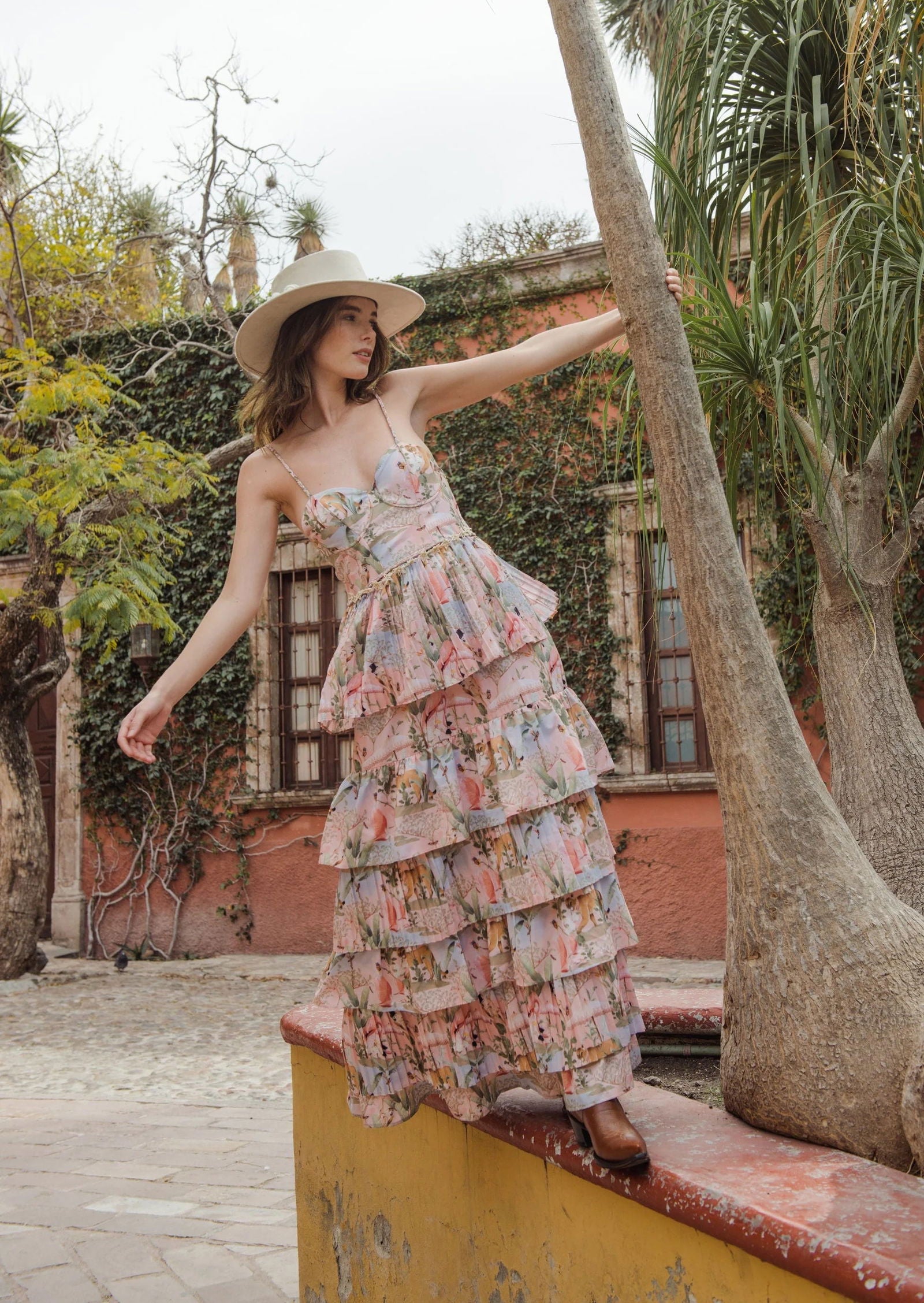 MAXI DRESS ALICE WONDERLAND - BAIA