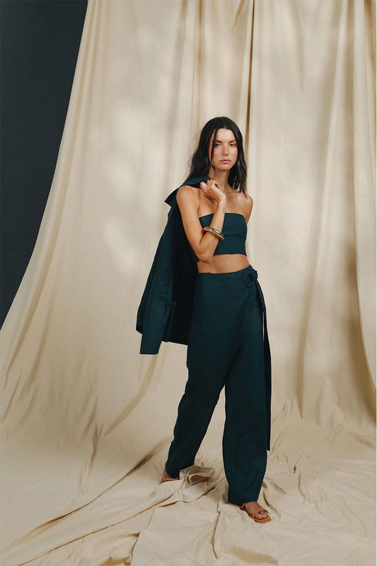 SET MIA VEST, APLAUSO TOP Y CORCHEA PANTS - BAIA