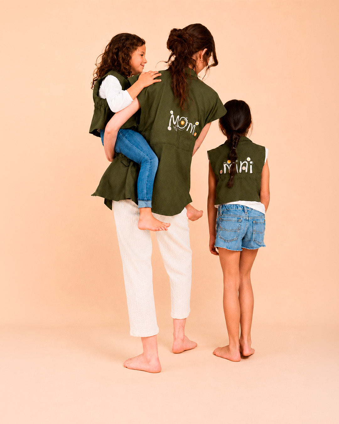 VEST MOM