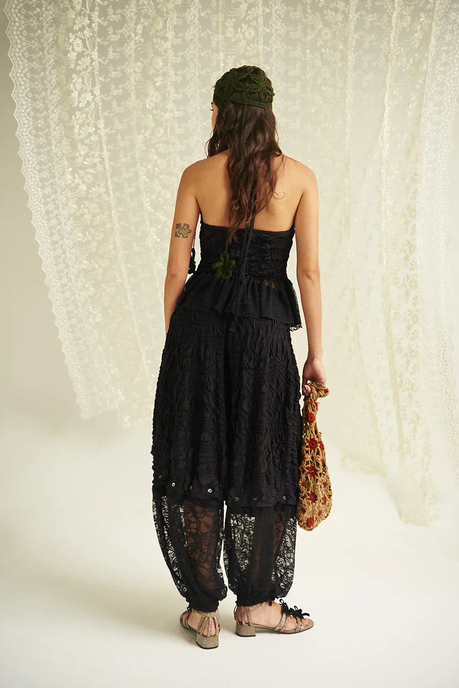 LOVE AFFAIR TOP IN BLACK & FLOWER DANCE PANTS IN BLACK