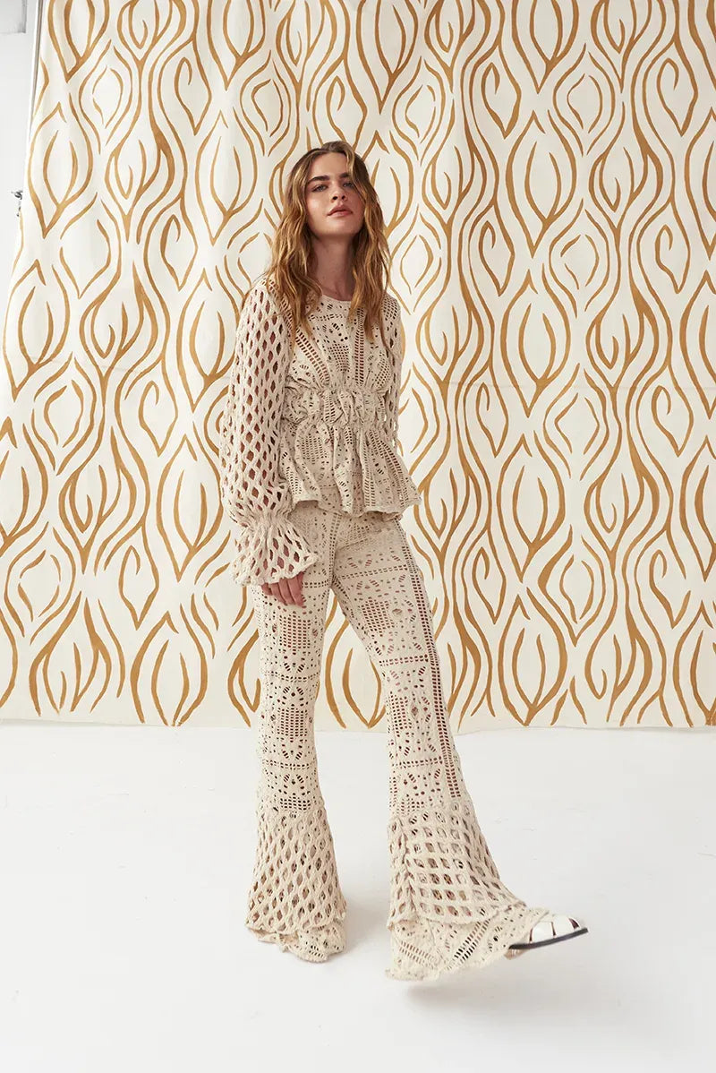 FLOW WITH THE SUNSET & FLOW WHIT THE WIND IN ARENA