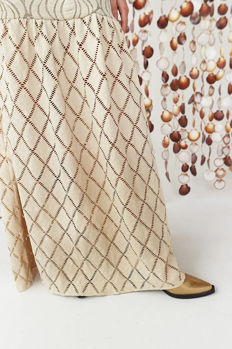 WILD LIFE DRESS IN ARENA SHELL