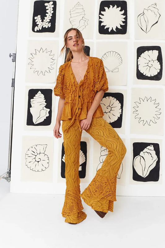 GLOBE SHELL & FLOW WHIT THE WIND IN MUSTARD