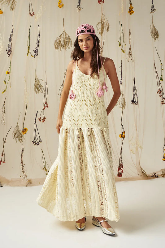 WID LIFE DRESS IN BUTTER
